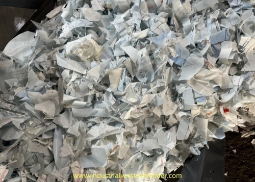 Berita perusahaan terbaru tentang Nylon Air Bag Kain Crusher PA6 & PA66 Shredder Rotary Blades Mill Dengan Kapasitas Besar