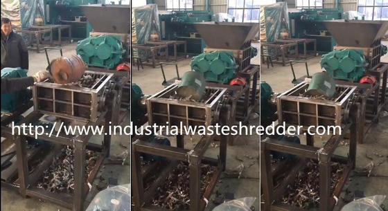 Harga yang bagus Logam Aluminium Dapat Shredder Kecepatan Rendah Dengan Perlindungan Kelebihan Otomatis on line