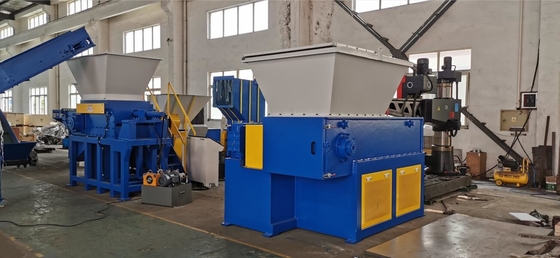 Harga yang bagus PP PE Lumps Scraps Shredder XR700 stand, 37KW rotar diameter 280-400mm, panjang 700mm on line