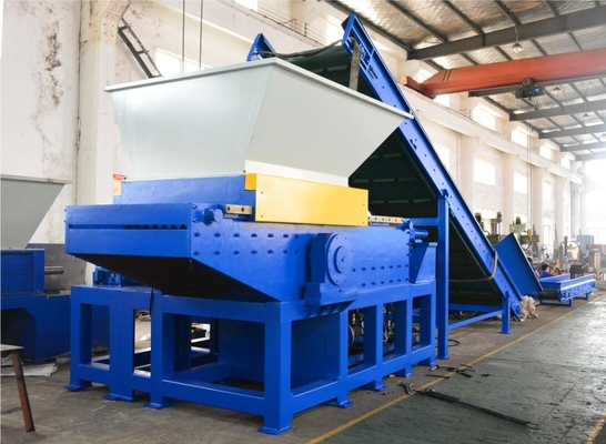 Harga yang bagus Mesin Penghancur Film Plastik XRM 1000, Penghancur Film PP PE HDPE, Motor 55KW, Ukuran Ruang Penghancuran 1000 * 1000 mm on line