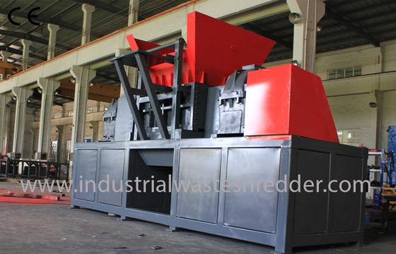 Harga yang bagus Motor Shredding Mesin Shredding Ban, Shredder Ban Karet Ukuran Output Kustom on line