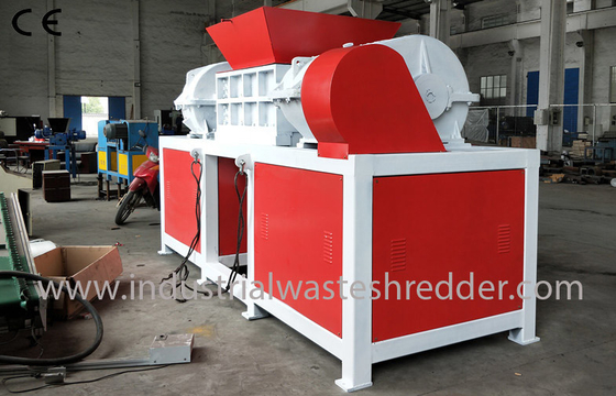 Harga yang bagus Rangka Kayu Jendela Industri Shredder Limbah Dengan Sistem Pemisahan Magnetik on line