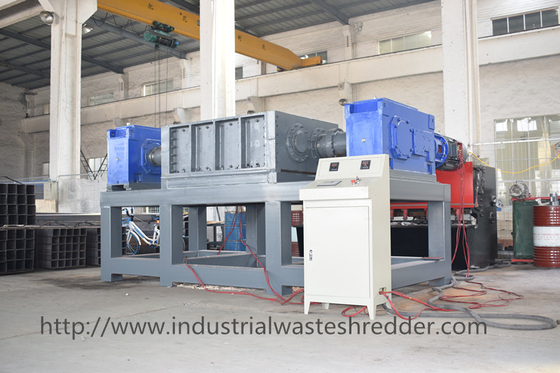 Harga yang bagus Limbah Industri Shredder Kayu Kondisi Kerja Stabil Untuk Peti Kayu / Pallet on line