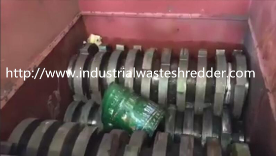 Harga yang bagus Scrap Steel Drum Empat Shaft Shredder Kinerja Stabil Presisi Tinggi on line