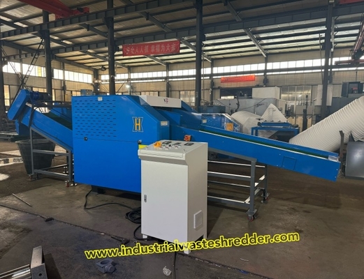 Struktur Pakan Mudah 1600F Karton Mesin Shredder Karton Dengan Mesin Penghancur Kertas Kuat Dan Ukuran Pelepasan yang Bisa Disesuaikan