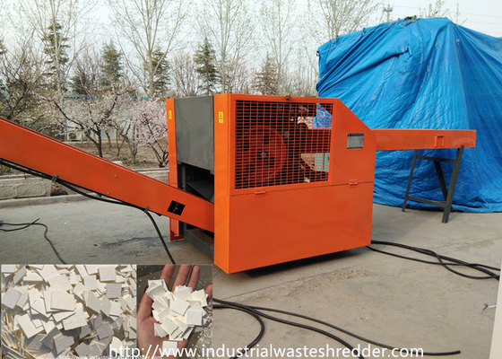 Harga yang bagus Papan Pulp Kertas Kayu Industri Limbah Shredder Pemotongan Berputar Kecepatan Tinggi on line