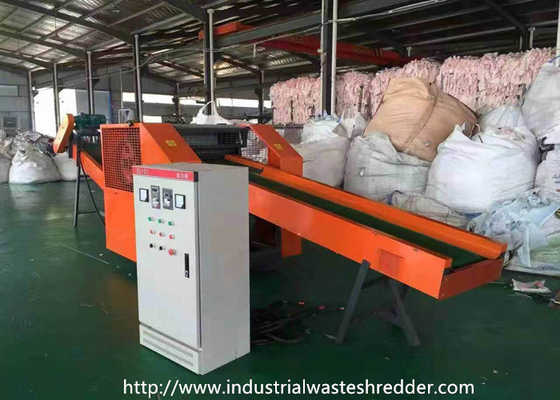 Harga yang bagus Shredder Limbah Serat Sintetis Buatan Rumput Laut / Nylon / PA6 / PA66 Pemotong Crusher on line