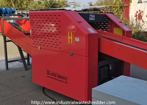 Harga yang bagus Kapasitas Limbah Jenis Lunak 8000kg 5.5kw Mesin Pemotong Kain on line